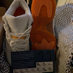 I have 2 pairs brand new 6,5 and 7.0 the citrus edition Jordan 11